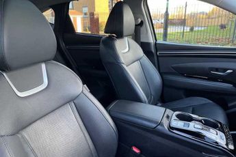 HYUNDAI TUCSON 1.6 h T-GDi Ultimate SUV 5dr Petrol Hybrid Auto Euro 6 (s/s) (23