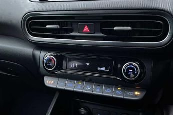 Hyundai KONA 1.6 h-GDi Premium SUV 5dr Petrol Hybrid DCT Euro 6 (s/s) (141 ps