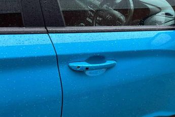 Hyundai KONA 1.6 h-GDi Premium SUV 5dr Petrol Hybrid DCT Euro 6 (s/s) (141 ps