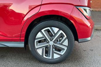 Hyundai KONA 64kWh Premium SUV 5dr Electric Auto (10.5kW Charger) (204 ps)
