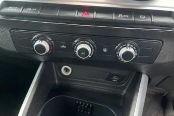 AUDI Q2 1.6 TDI 30 Sport SUV 5dr Diesel S Tronic Euro 6 (s/s) (116 ps)