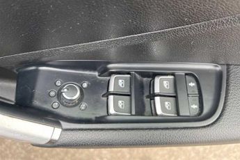 AUDI Q2 1.6 TDI 30 Sport SUV 5dr Diesel S Tronic Euro 6 (s/s) (116 ps)