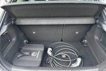 VAUXHALL MOKKA Electric 50kWh SRi Premium SUV 5dr Electric Auto (136 ps)