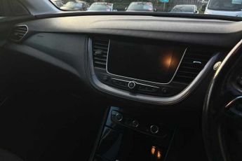 VAUXHALL GRANDLAND X 1.6 13.2kWh Business Edition Nav SUV 5dr Petrol Plug-in Hybrid A