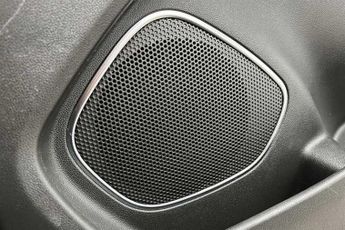 VAUXHALL GRANDLAND X 1.2 Turbo SRi Nav SUV 5dr Petrol Auto Euro 6 (s/s) (130 ps)