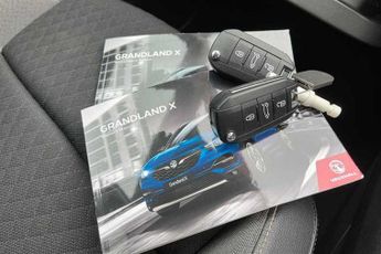 VAUXHALL GRANDLAND X 1.2 Turbo SRi Nav SUV 5dr Petrol Auto Euro 6 (s/s) (130 ps)