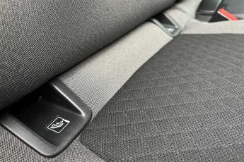 VAUXHALL GRANDLAND X 1.2 Turbo SRi Nav SUV 5dr Petrol Auto Euro 6 (s/s) (130 ps)