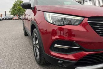 VAUXHALL GRANDLAND X 1.2 Turbo SRi Nav SUV 5dr Petrol Auto Euro 6 (s/s) (130 ps)