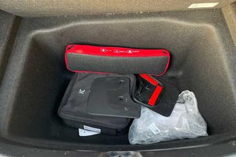 TESLA MODEL 3 Standard Range Plus Saloon 4dr Electric Auto RWD (241 bhp)