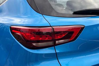 MG ZS 72.6kWh Trophy Long Range SUV 5dr Electric Auto (156 ps)