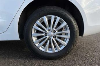 MG MG5 61.1kWh Excite Long Range Estate 5dr Electric Auto (156 ps)