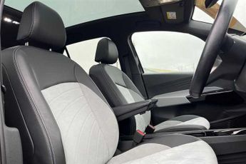 Volkswagen Id.3 Pro 58kWh Family Hatchback 5dr Electric Auto (145 ps)