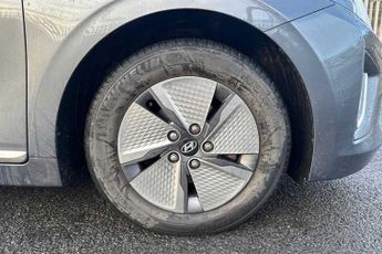 HYUNDAI IONIQ 1.6 h-GDi Premium Hatchback 5dr Petrol Hybrid DCT Euro 6 (s/s) (