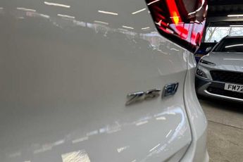 MG ZS 44.5kWh Exclusive SUV 5dr Electric Auto (143 ps)