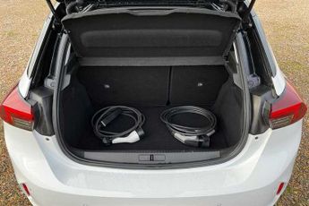Vauxhall Corsa Electric 50kWh Elite Nav Hatchback 5dr Electric Auto (7.4Kw Charger) (136