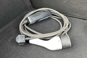 Vauxhall Corsa Electric 50kWh Elite Nav Hatchback 5dr Electric Auto (7.4Kw Charger) (136