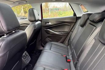Vauxhall Grandland X 1.2 Turbo Elite Nav Premium SUV 5dr Petrol Auto Euro 6 (s/s) (13