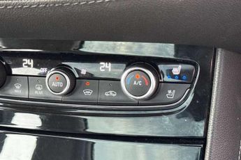 Vauxhall Grandland X 1.2 Turbo Elite Nav Premium SUV 5dr Petrol Auto Euro 6 (s/s) (13