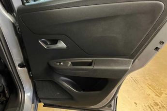 Vauxhall Mokka Electric 50kWh Ultimate SUV 5dr Electric Auto (136 ps)