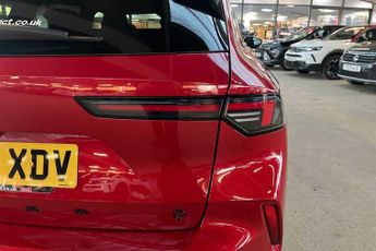 VAUXHALL ASTRA Electric 54kWh Ultimate Sports Tourer 5dr Electric Auto (156 ps)