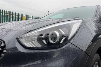 Kia Niro 1.6 GDi (139 PS) 2 5-Door Petrol Hybrid SUV Automatic *** 1 Owne