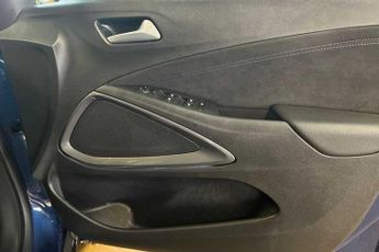 Vauxhall Crossland 1.2 Turbo Ultimate SUV 5dr Petrol Auto Euro 6 (s/s) (130 ps)