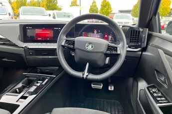 Vauxhall Astra Electric 54kWh Ultimate Hatchback 5dr Electric Auto (156 ps)