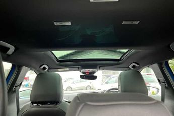 Vauxhall Astra Electric 54kWh Ultimate Hatchback 5dr Electric Auto (156 ps)