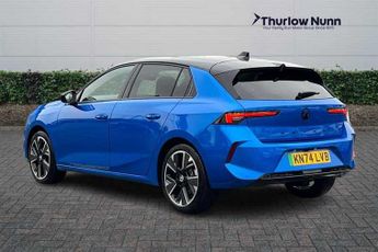 Vauxhall Astra Electric 54kWh Ultimate Hatchback 5dr Electric Auto (156 ps)