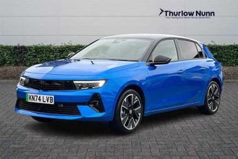 Vauxhall Astra Electric 54kWh Ultimate Hatchback 5dr Electric Auto (156 ps)