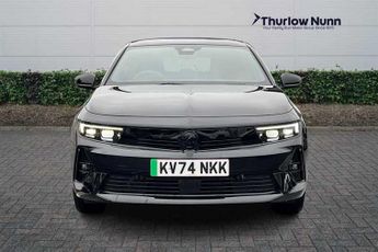 Vauxhall Astra Electric 54kWh Ultimate Hatchback 5dr Electric Auto (156 ps)