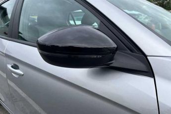 Vauxhall Corsa Electric 50kWh Design Hatchback 5dr Electric Auto (136 ps)