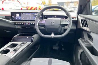 Vauxhall Grandland Electric 73kWh GS SUV 5dr Electric Auto (213 ps)