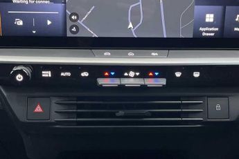 Vauxhall Grandland Electric 73kWh GS SUV 5dr Electric Auto (213 ps)
