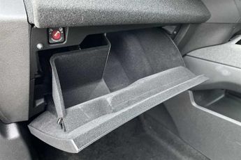 Vauxhall Grandland Electric 73kWh GS SUV 5dr Electric Auto (213 ps)