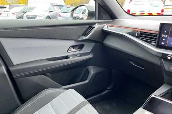 Vauxhall Grandland Electric 73kWh GS SUV 5dr Electric Auto (213 ps)