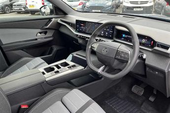 Vauxhall Grandland Electric 73kWh GS SUV 5dr Electric Auto (213 ps)