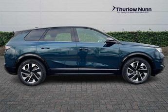 Vauxhall Grandland Electric 73kWh GS SUV 5dr Electric Auto (213 ps)