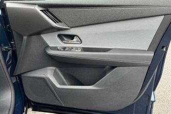 Vauxhall Grandland Electric 73kWh GS SUV 5dr Electric Auto (213 ps)