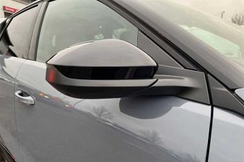 Vauxhall Grandland Electric 73kWh Ultimate SUV 5dr Electric Auto (213 ps)