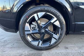Vauxhall Grandland Electric 73kWh Ultimate SUV 5dr Electric Auto (213 ps)