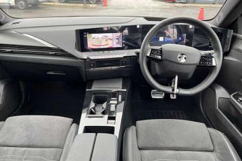 Vauxhall Astra Electric 54kWh Ultimate Sports Tourer 5dr Electric Auto (156 ps)