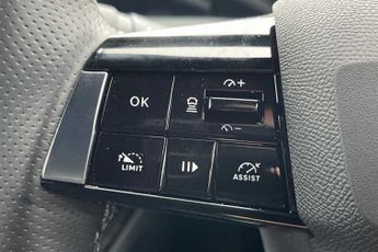 Vauxhall Astra Electric 54kWh Ultimate Sports Tourer 5dr Electric Auto (156 ps)