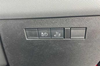 Vauxhall Astra Electric 54kWh Ultimate Sports Tourer 5dr Electric Auto (156 ps)