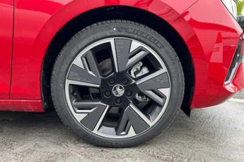 Vauxhall Astra Electric 54kWh Ultimate Sports Tourer 5dr Electric Auto (156 ps)