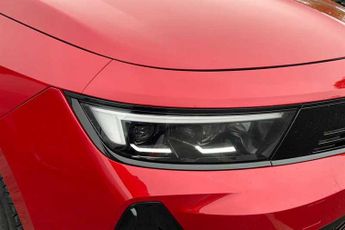 Vauxhall Astra Electric 54kWh Ultimate Sports Tourer 5dr Electric Auto (156 ps)