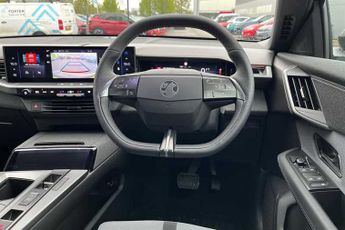 Vauxhall Grandland Electric 73kWh GS SUV 5dr Electric Auto (213 ps)