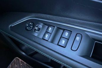 PEUGEOT 3008 1.2 PureTech Allure Premium SUV 5dr Petrol EAT Euro 6 (s/s) (130