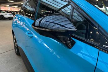 MG MG4 EV 64kWh Trophy Long Range Hatchback 5dr Electric Auto (203 ps)