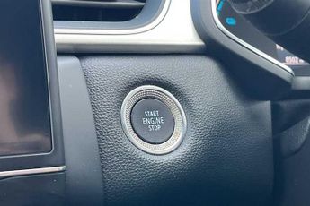 RENAULT CAPTUR 1.6 E-TECH techno SUV 5dr Petrol Hybrid Auto Euro 6 (s/s) (145 p